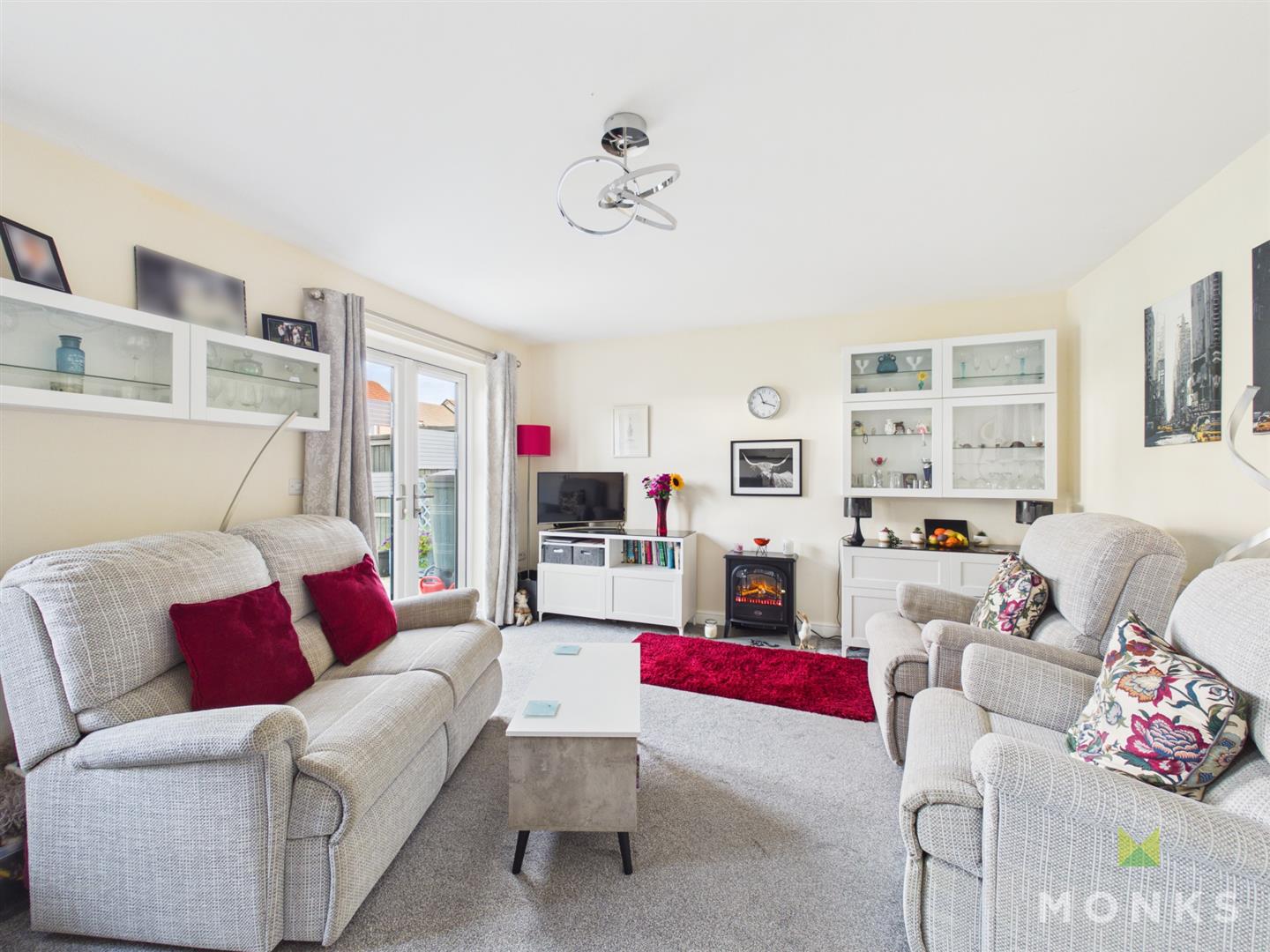 3 Cornovii Gardens, Oswestry, SY11 1JG For Sale